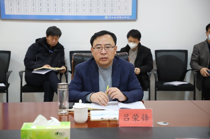 IMG_0584.JPG IMG_0584.JPG